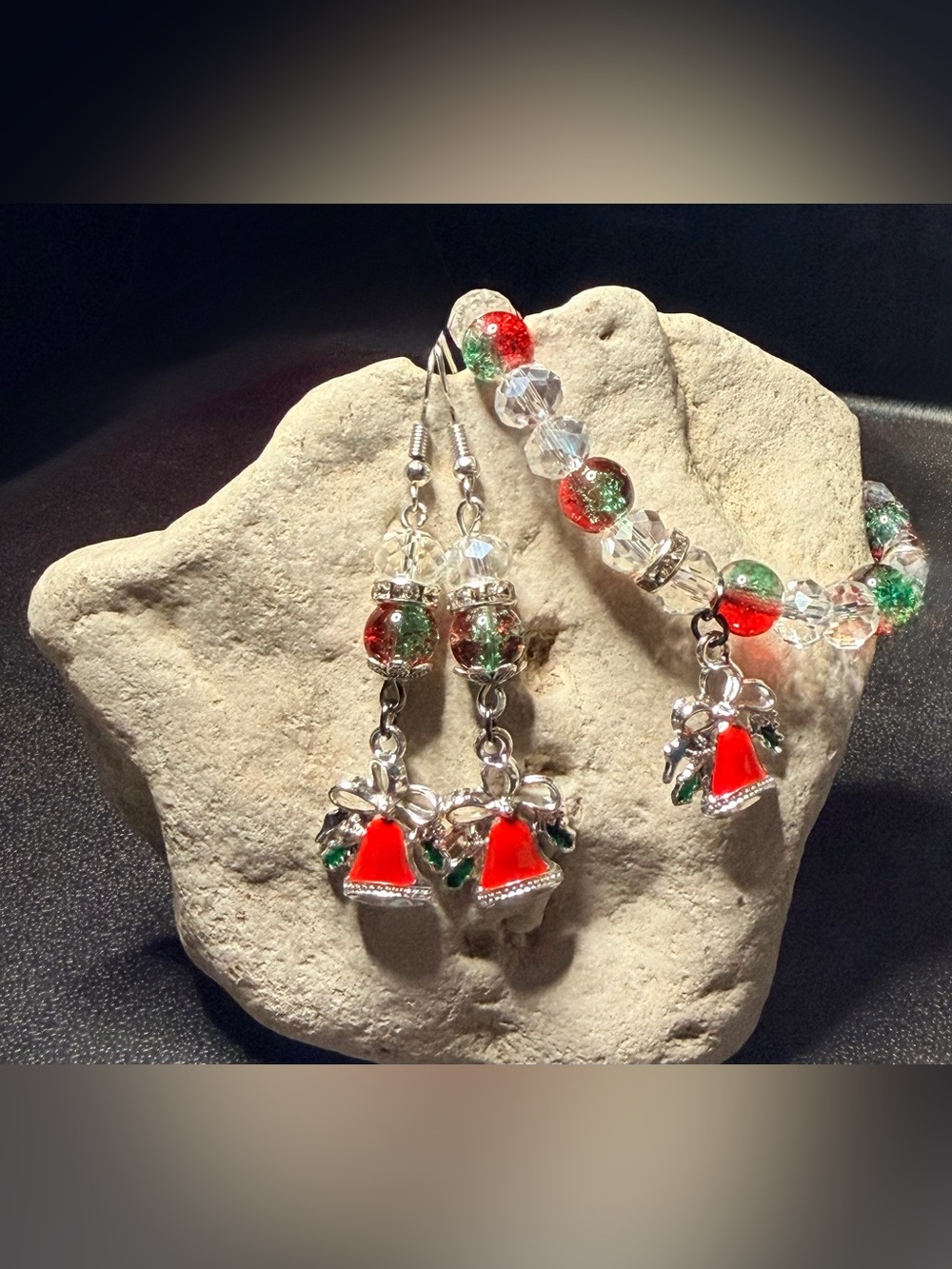 🎄Handcrafted🎄 Festive Red & Green Bell Charm Bracelet & Earrings Set